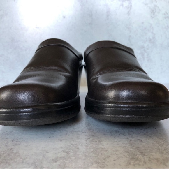 Dansko Dark Brown Leather Wedge Heel Mule - Picture 3 of 12